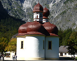 Ausgangspunke die ber&uuml;hmte Kirche in St. Bartholom&auml;